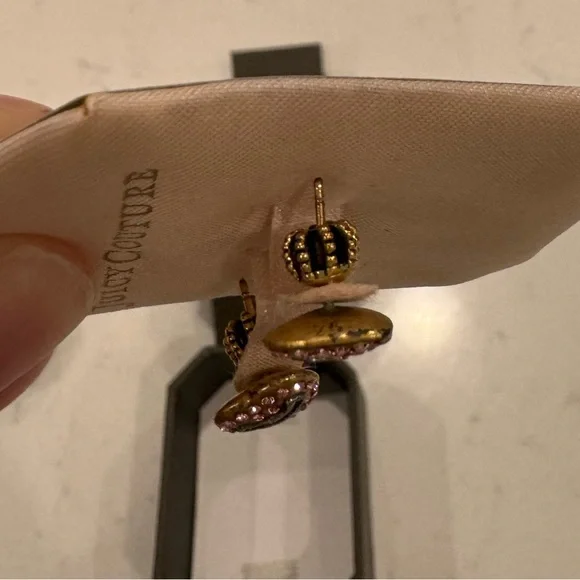 NWT Juicy Couture Heart Studs Earrings - Picture 6 of 6